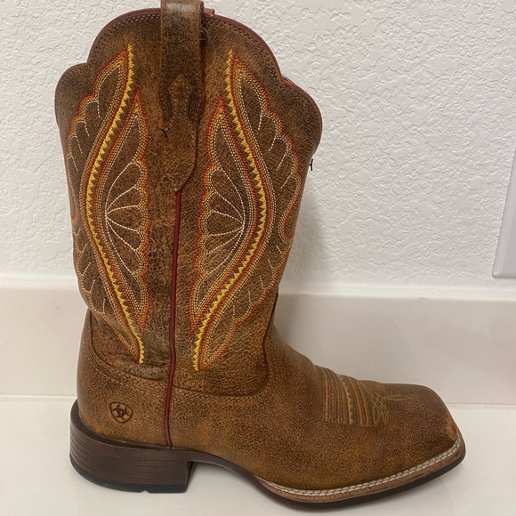 PrimeTime Western Boot size 8 - Picture 2 of 5